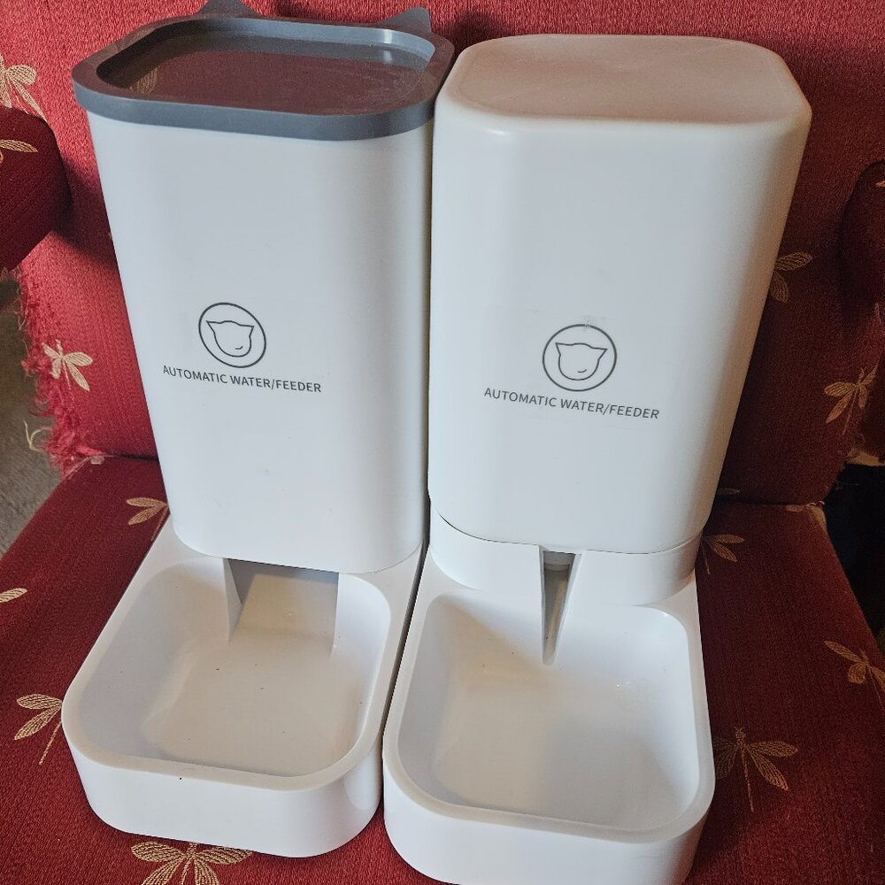 SET! Automatic Water & Kibble Dispenser - Cats and Dogs